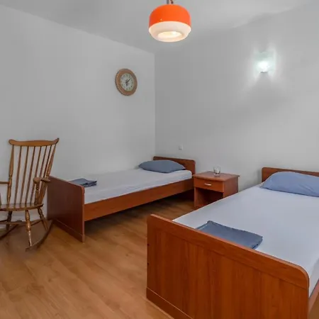 Holiday home 3 Bedroom Pet Friendly In Dramalj