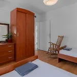 Front In * Dramalj